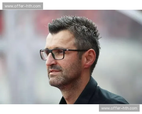 纽伦堡vs杜塞多夫：传统与现代的碰撞，一场不容错过的德意志风情之旅